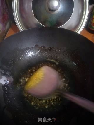 鸡肉粉条炖土豆的做法步骤：2