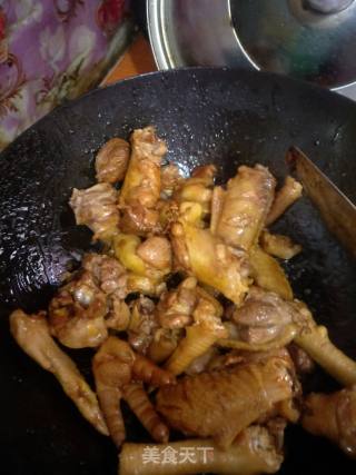 鸡肉粉条炖土豆的做法步骤：3