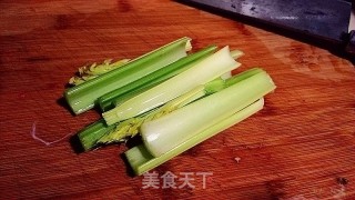 米汤芹菜钵的做法步骤：3