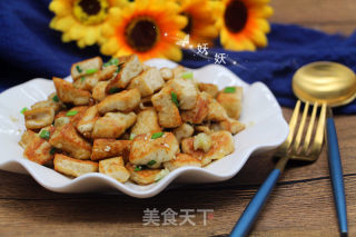 孜然小葱煎豆腐的做法步骤：12