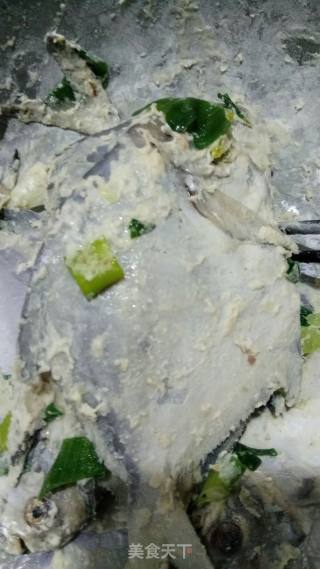 电饼铛煎鲳鱼的做法步骤：5