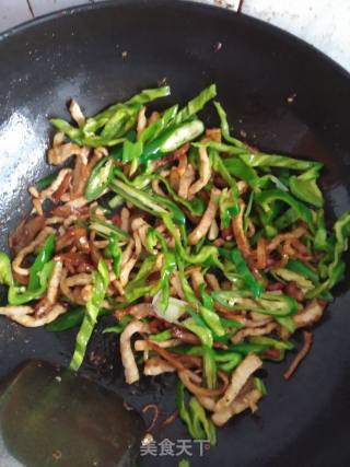 青椒肉丝的做法步骤：5