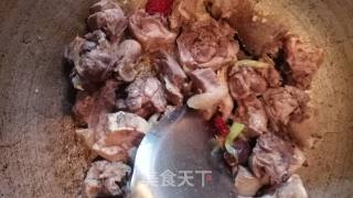 土鸡炖蘑菇的做法步骤：4