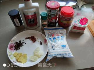 香辣带鱼的做法步骤：1