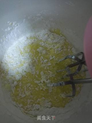 紫薯蛋糕卷的做法步骤：2