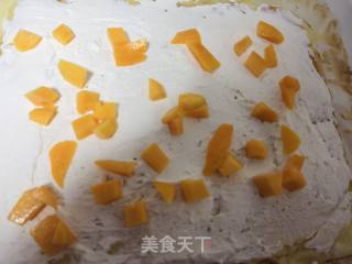 奶油芒果蛋糕卷的做法步骤：9