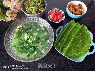 菠菜汁煎饼的做法步骤：6