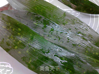 粽香糯米鸡的做法步骤：9