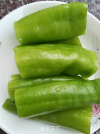 虎皮尖椒的做法步骤：2