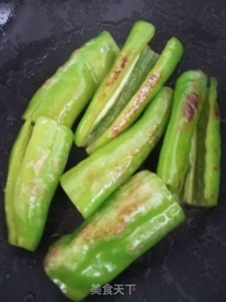 虎皮尖椒的做法步骤：4