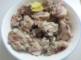 啤酒鸭的做法步骤：2