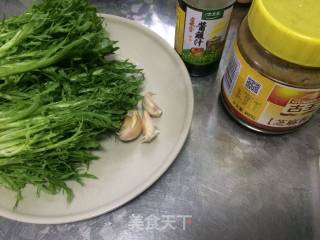 凉拌苦菊的做法步骤：1