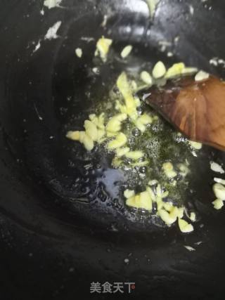 醋溜包包菜的做法步骤：2