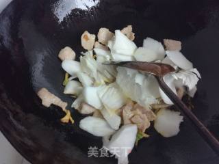 白菜片炒干豆腐的做法步骤：6