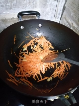 “萝卜”酸溜双丝的做法步骤：3