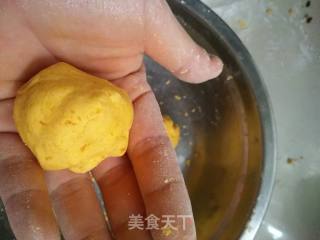 南瓜饼的做法步骤：4