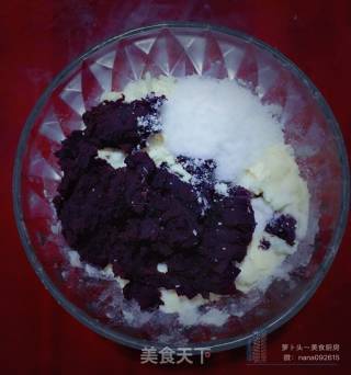 你今天吃了多少添加剂？健康0添加剂小零食，自己动手做！【芝麻紫薯脆条】的做法步骤：3