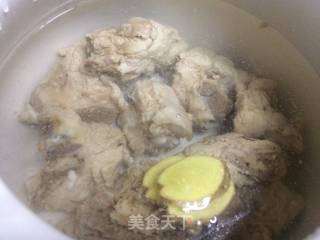 山药炖大骨的做法步骤：4