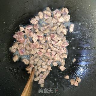 辣椒炒牛肉丁的做法步骤：5