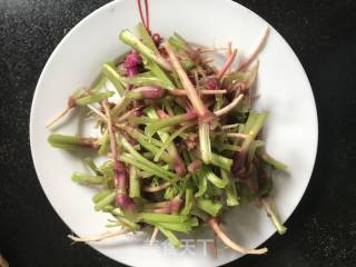 蚝油菠菜根的做法步骤：1