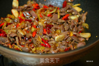 泡椒炒鸡胗的做法步骤：9
