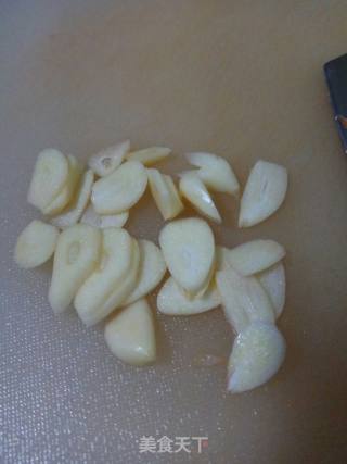 腊肠炒甜豆的做法步骤：4