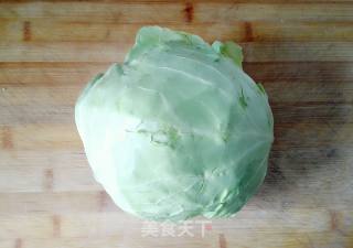 炝拌圆白菜的做法步骤：1