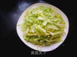 番茄卷心菜的做法步骤：3