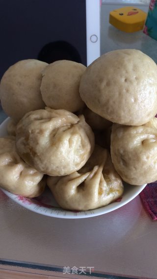 粗粮三鲜包子的做法步骤：1