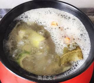 春笋炖猪骨的做法步骤：3