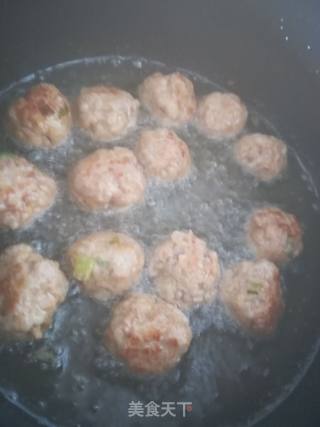 炸小肉丸的做法步骤：5