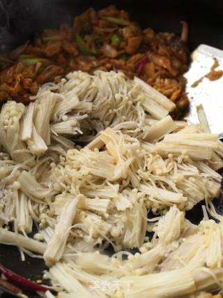 暖身菜～泡菜（辣白菜）牛肉汤的做法步骤：7