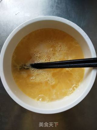虾米鸡蛋糕的做法步骤：2