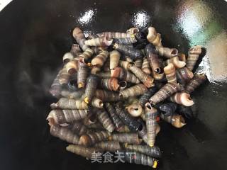 爆炒丁螺的做法步骤：4