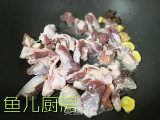 山药蛋蛋烧格子肉──“鱼儿厨房”私房菜的做法步骤：5