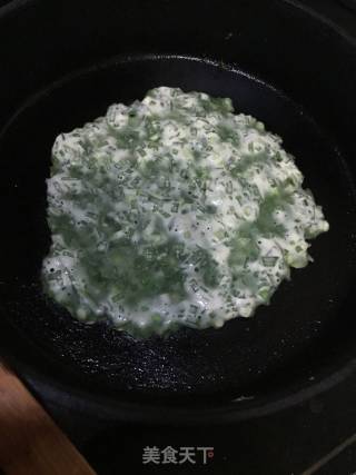 韭菜饼的做法步骤：8