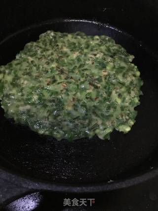 韭菜饼的做法步骤：9