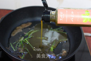 罗勒风味香煎鱼的做法步骤：7