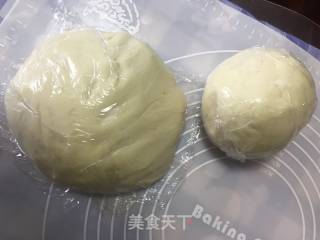 蛋黄酥的做法步骤：4