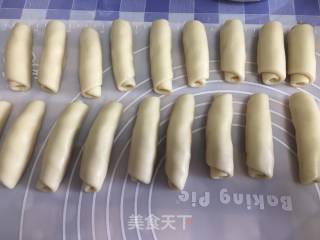 蛋黄酥的做法步骤：11