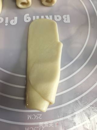 蛋黄酥的做法步骤：13