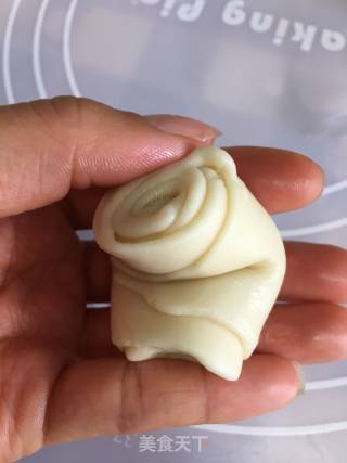 蛋黄酥的做法步骤：17