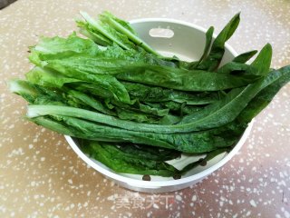 凉拌莴笋叶的做法步骤：1