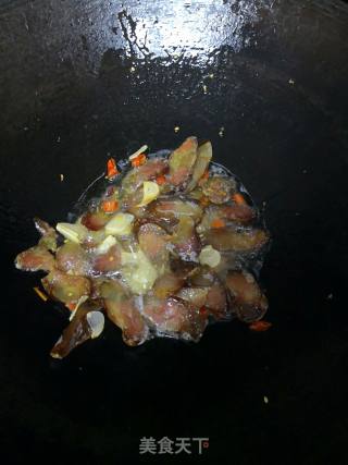 香肠香干的做法步骤：2