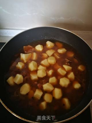 鸡肉炖土豆的做法步骤：10