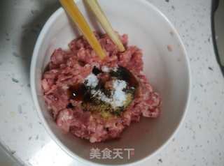 牛肉饼的做法步骤：2
