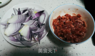 葱头炒牛肉的做法步骤：1