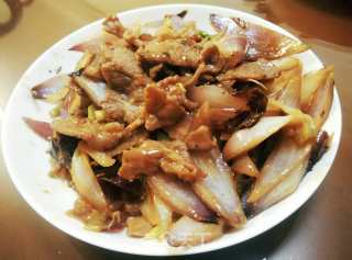 葱头炒牛肉的做法步骤：5
