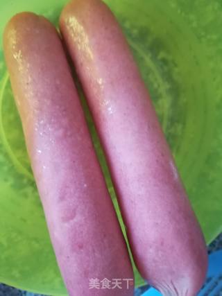 香肠鸡蛋便当的做法步骤：1
