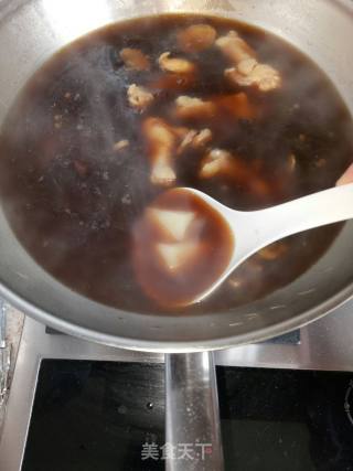 春笋炖鸡翅根的做法步骤：6